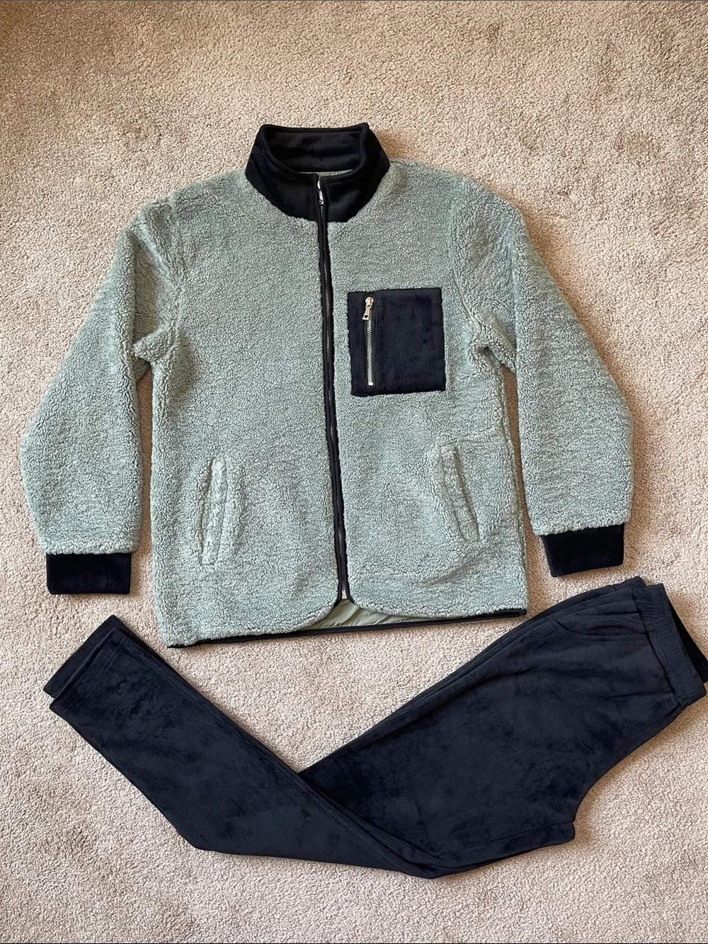 Two-piece Lounge Set - Picture 1 of 13